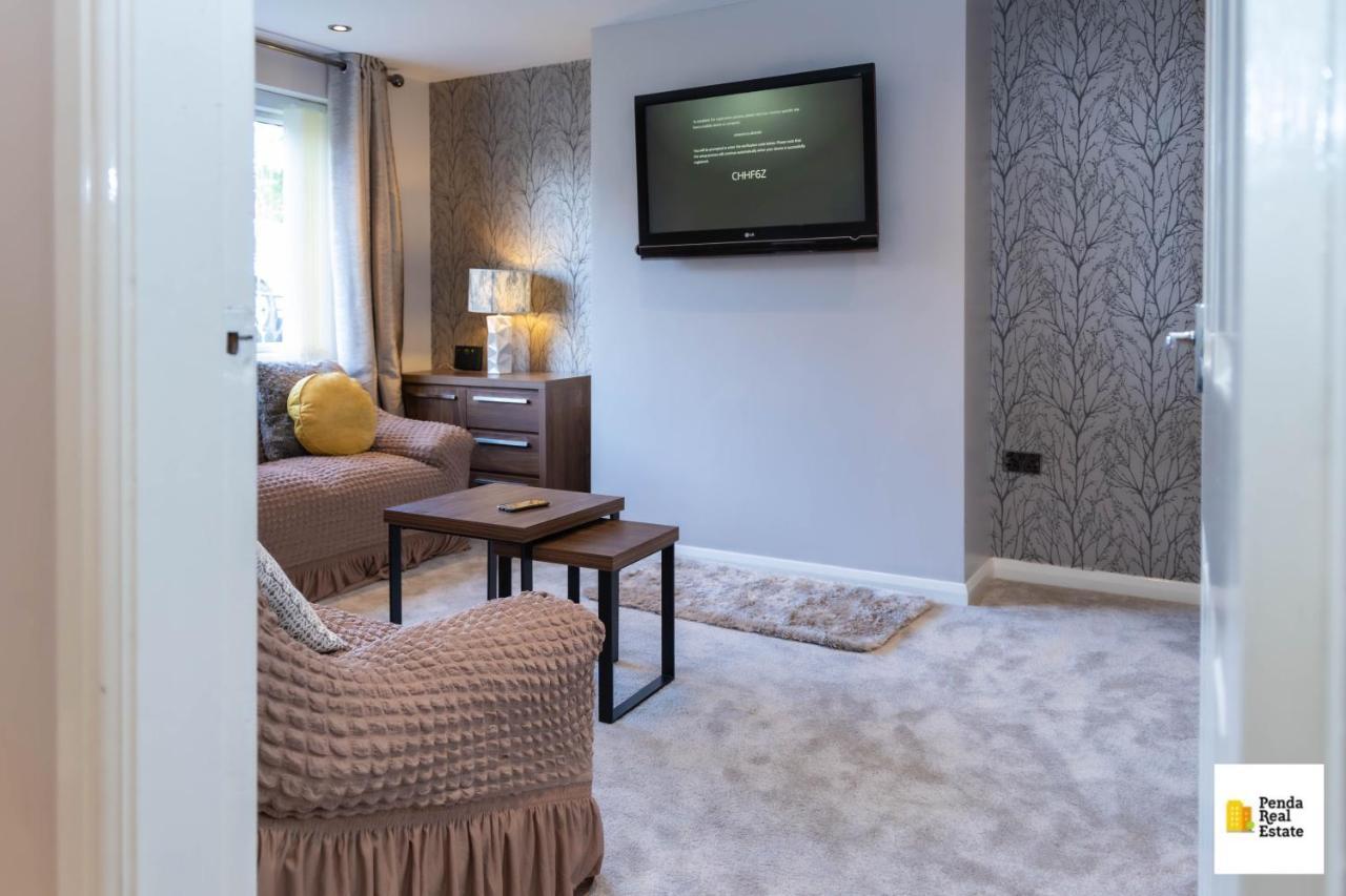 Penda Contractor And Leisure Guests Nottingham Villa Exterior foto