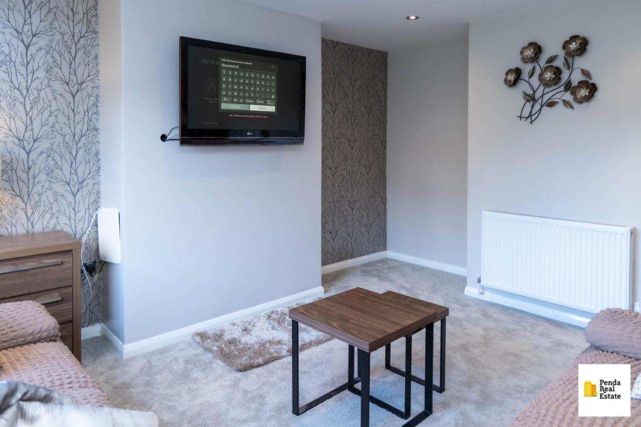 Penda Contractor And Leisure Guests Nottingham Villa Exterior foto
